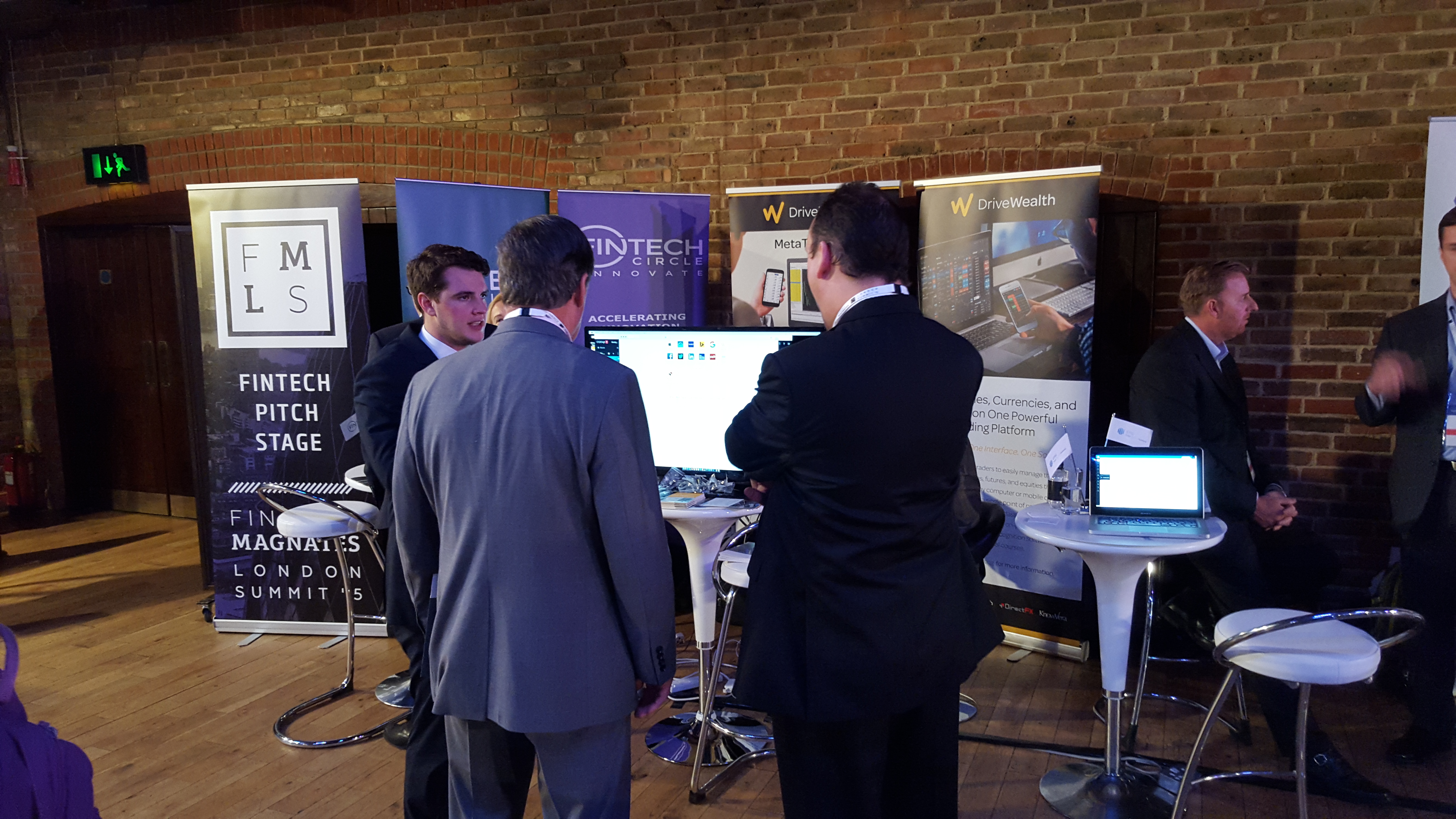 kokoonpanotyötä kotona kokoonpanotyötä kotona